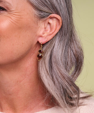 Alternative view of DOB125 OORBELLEN AUBERGINE