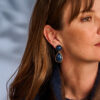 KOB38 BOUCLE D'OREILLES BLEU – Image 2